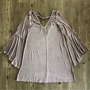 American eagle bell sleeve soft and sexy dress